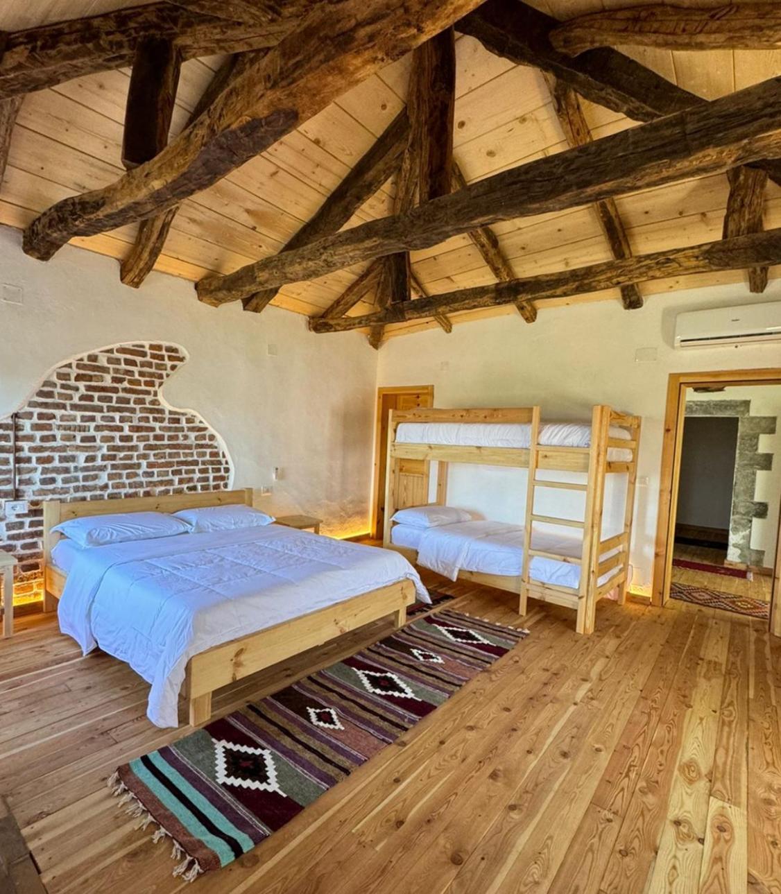 Guesthouse Vitoria - Mrizi I Zanave Fishte Exterior foto